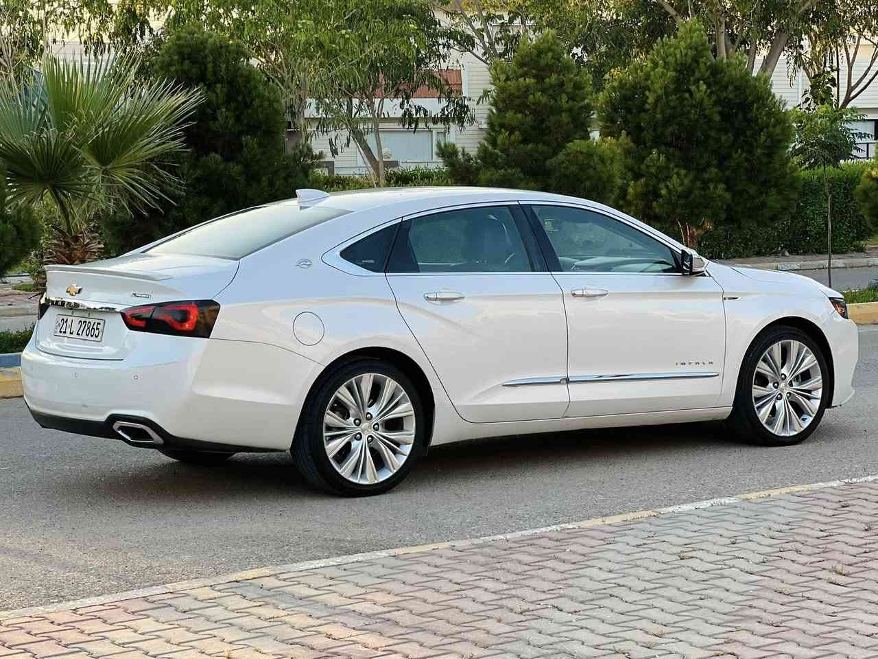سلام عليكم
*********** 📞 
سعر ( 118 )
~~~~~~~~~~~~~~~~~~~~~
من رخصة الادمن المحترم 

اخوية اقرا تفاصيل قبل مااتخابر 

شوفرليت امبالا موديل ( 2017 ) ( بريمر ) فول فول مواصفات ماعدا فتحة 
محرك ( 6 )  سلندر 3600 
كير و محرك بشرط  
قطعتين صبغ بدون دواخل 
سونار ناشرة وية صور  
.................................
مواصفاتة ؛ 
رادارات امامي و خلفي و جانبي 
نقطة عمياء 
5 بصمات 
قاصة و شاشة جبيرة 
هاندبريك بصمة 
اشاير بلمري + نظام ترحيب 
ليد انارة دشبول بلادي 
كشنات جلد و كهرباء و تدفئة 
تشغيل عن بعد 
تحكمات استيرن كلة شغال 
تبريد قطعتين شغال 
كهربائياتة كلة شغال ع بلاد 
مثبت سرعة شغال 
لايتات زينون اصلي 
صدر امامي خلفي جديد
طخم تاير جديد 
باتري جديد 
رقم و سنوية جديد بسمي ل 2031  
رقم سليمانية جديد الدولي 
شرط تحويل او وكالة 
سيارة جديدة بل حقيقة تخبل احلى من صور 
--------------------------------
مكان سيارة ديالى خانقين 🏠
