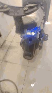 السلام عليكم
دراجه R9 للبيع موديل 25 فول مواصفات
سماعه بلوتوث شركه ولي
لايت عالي ناصي اشاير نشرات اربع سرع
الدراجه ما صار شهرين من ماخذه ما ناقصه اي شي
والسعر 400 وبيه مجال بسيط بطاريات فول 5 كبار
رقم الهاتف ;***********
العنوان بغداد الجديده النعيريه
