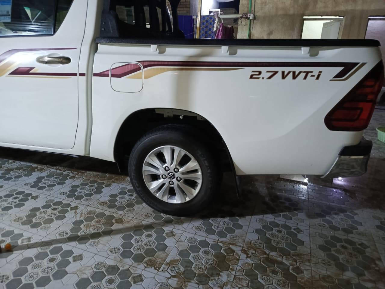 السلام عليكم سياره فلاونزه موديل 19 مكفول كفاله عامه رقم مثنى كير تماتيك السعر 273 وبيه مجال تبريد ثلج بسمي مداور ثاني يوم رقم نكليزي جديد كويتي الساير مكان ذيقار قضا البطحاء رقم الجوال ***********
