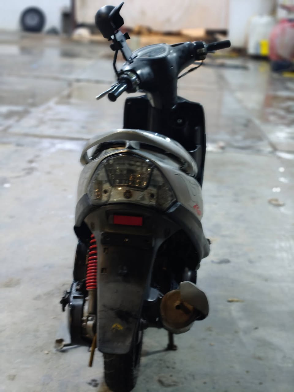 دراجه ماكس للبيع كلشي شغاله ما ناقصه اي شي ما مفتوحه وين ما تريد افحص وياه بعد كفرات موشم لون ابيض ما صاله هواي من نازله من الحاويه السعر 600 وبيها مجال المكان النجف حي السلام


**إذا كنت صاحب هذا الإعلان وتريد حذفه لأي سبب، رجاءا أرسل رسالة إلى الدعم الفني**