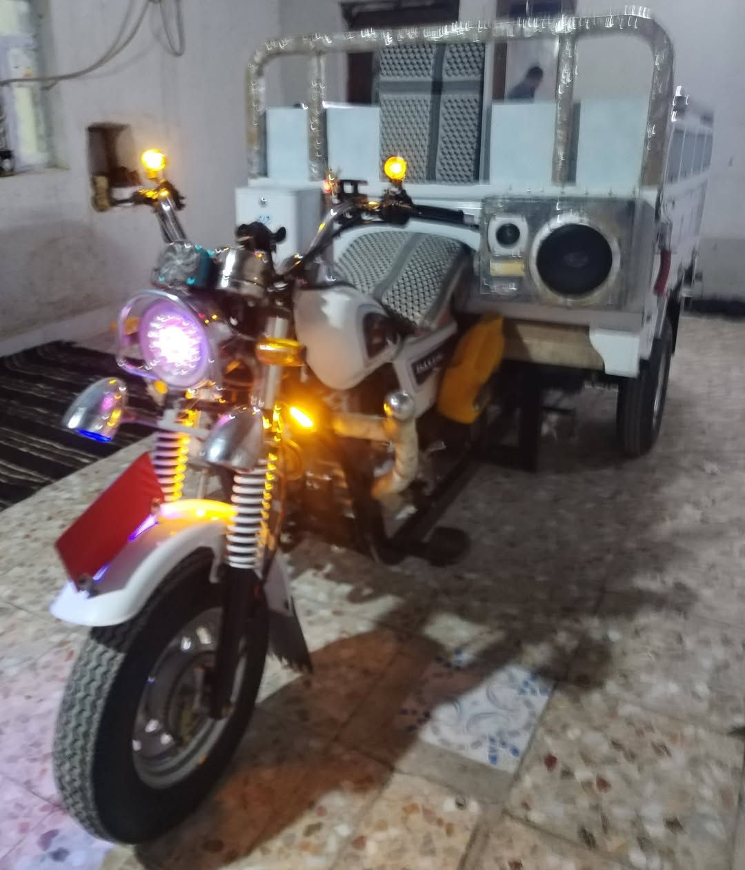 للبيع دايون موديل 23 طالعه بل 24 بعده ع وضع الشركه فقط تبديل كلجات اي نقص مابيه شغاله من الطول للطول كفاله عامه اوراق كامله العنوان ناصريه مركز#السعر_ 3.400 مو شراي لا تراسل ولا تعلق مامتواجد ع الفيس شراي راسلني ***********
