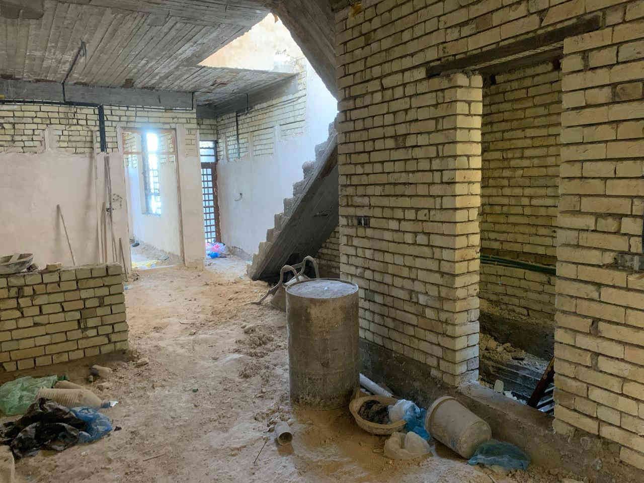 عقار للبيع رقم العقار 52073
100 متر 5×20 
النجف حي النداء شارع مجمع بيتي 
السعر 71 مليون 
***********
