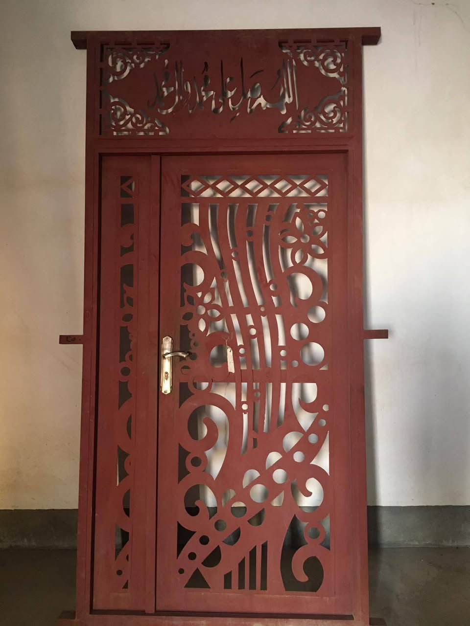 السلام عليكم
أبواب جدد للبيع 

للاستفسار الاتصال على الرقم ‏‪

‏‪***********‬‏
