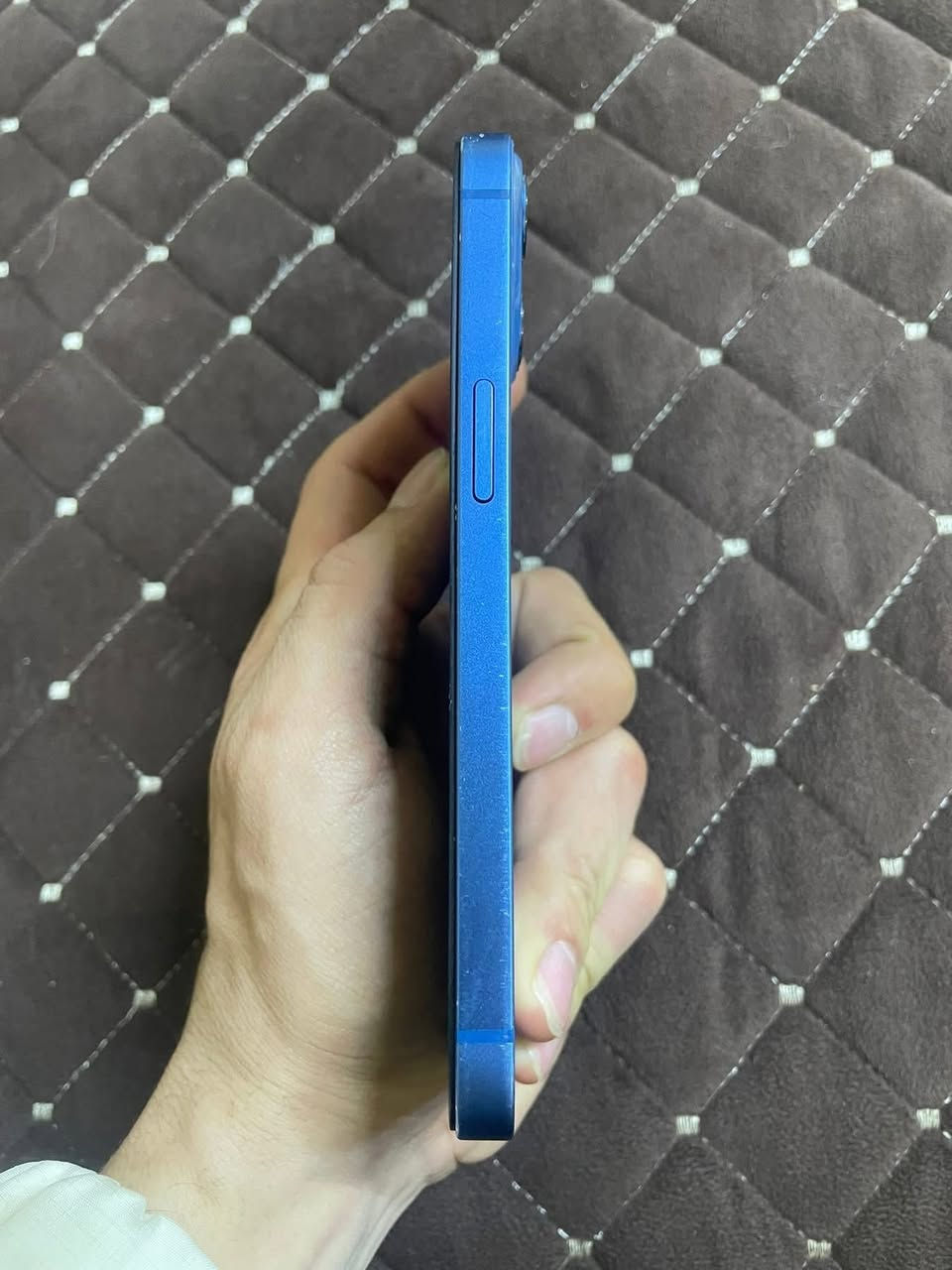 البيع فقط بدون مراوس 

آيفون 13 عادي 

لون ازرك 

ذاكره 128 

بطاريه 75 

جهاز فقط شاشه مبدل ثلاث خيارات وبصمه وجه شغال 

سعر 300 

مكان موصل لأيسر 

*********** 
***********
