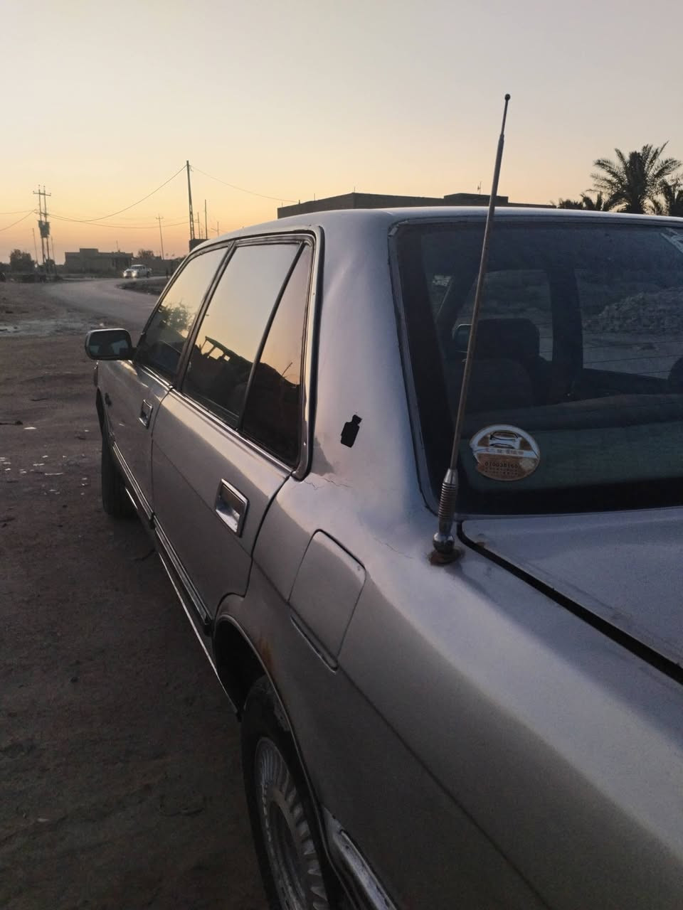 سيدان نضيف رقم جديد باسمي قبل شهر كملت سنويه كامله من كلشي وشكل شوف عينك  فقط عايزه ترتيب دواخل محرك 3000 مكانها السماوه سعر 35 وبيه مجال 
***********
