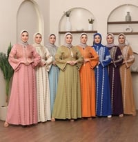 عبايه القمر • ١٠٠ دستة • جملة من ٣