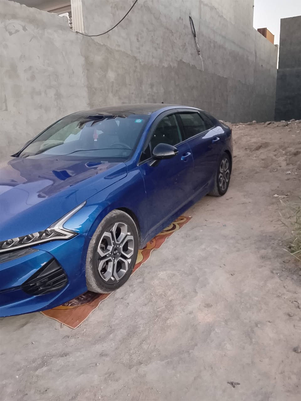 السلام عليكم  بيع فقط  بدون مراوس
كيا K5 2021 جي تي لاين  
السعر125وبيه مجال قليل 
وارد امريكي حادث مرفق بصور 
بيه 4 قطع ابيع عزام  
رقم بغداد بسمي شرط التحويل 
هزه وسنويه ورقام جدد
بصمه تشغيل 
4 انضمه قياده 
رادار امامي وجوانب 
سايد بريك بصمه 
شاشه كاربلي
لدات امامي 
لدات خلفي 
كشنات جلد وكهرباء 
مكينه 2500 ✈️✈️
ماشيه خير وبركة 
اوتو هواد 
قياده ذاتيه 
تنبه عند الخروج عن المسار 
السياره جاهزه بدون اي نقص مكينه وكير وصدر وتخم تاير كله جديد 
مكاني بغداد ابو غريب
للستفسار 

***********
مكاني بغداد ابو غريب

