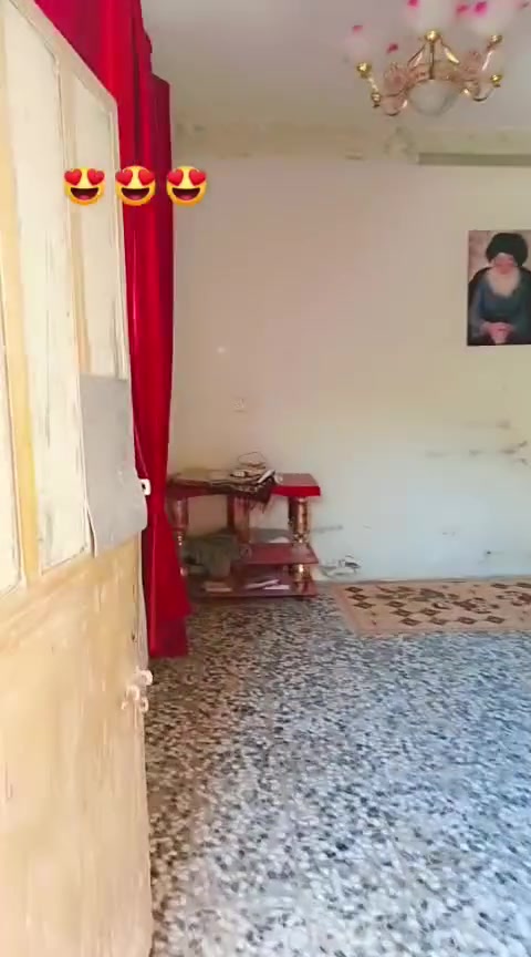 السلام عليكم 
بيت 96طابو صرف حي الحكيم قرب جامع الامام موسى الكاظم 
 بيت مساحه 96متر قطعه مربعه طابو صرف حي الحكيم قرب جامع موسى الكاظم عليه السلام: يحتوي على استقبال اربعه في خمسه ونص 
ومطبخ اربعه في ثلاثه 
وصاله اربعه في اربعه وغرفه نوم اربعه في اربعه: وغرفه في الطابق الثاني غير مكتمله يعني لبخ وكهربائيات فقط السعر المطلوب 80مليون الراغب بالشراء الاتصال الرقم ***********ابو سامر الخزعلي بيه واتساب
