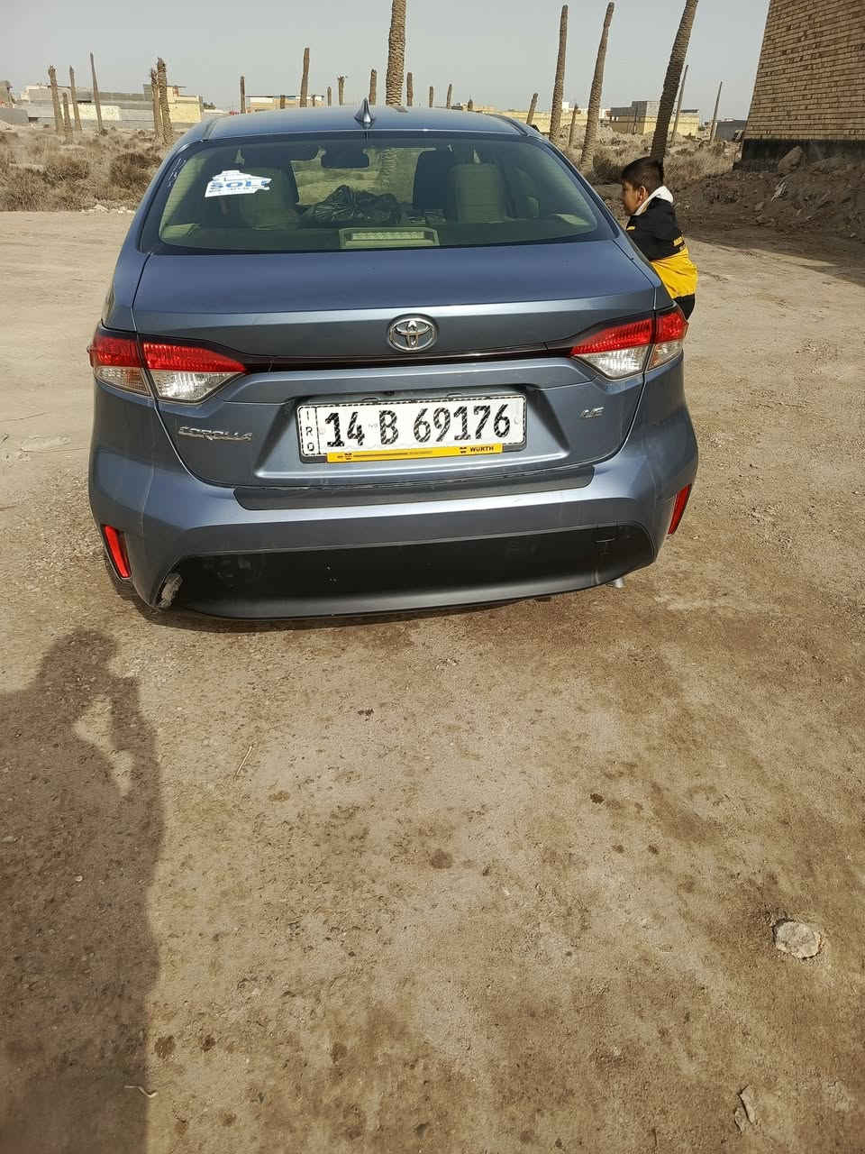 عندي كورلا 23ماشيه 23ميل ياباني للمراوس بفورد مافريكا24او 23 رقم الهاتف ***********
