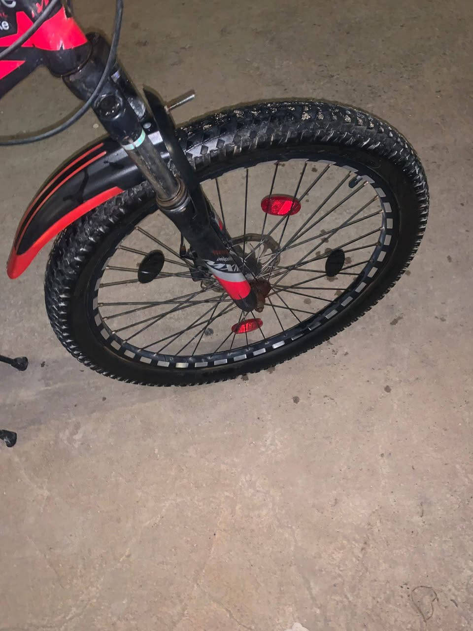 سلام وعليكم بايسكل للبيع سعر 100 الف وبي مجال مكاني البصره الابراضعية رقمي واتساب ***********
