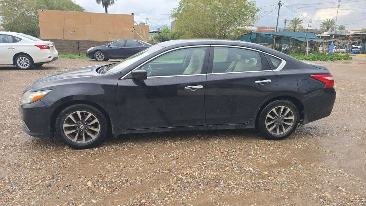 نیسان ئەڵتیما 2017 ڕەشی قەتران 
94 هەزار میل ڕۆیشتوە 
سەنەوی و ژینگەی تازەیە تا 2030 
بەناوی خۆمەوەیە 
سەیارە زۆر بێ مەسرەفە تازەیەکانی تازەیە 
گێڕ و مەکینە بەشەرت 
تەقە ت رەقەی تێدا نیە 

سعر : داوای بکە لە کۆمێنت ڕاستەوخۆ بۆت دێت 🤖 

سەیارەکە ماڵی دۆستە زۆر خاوێنە 
وێنەی سۆنەرەکەم داناوە 

بۆ زانیاری زیاتر پەیوەندی بە خاوەنی 

*********** وەتساپ
