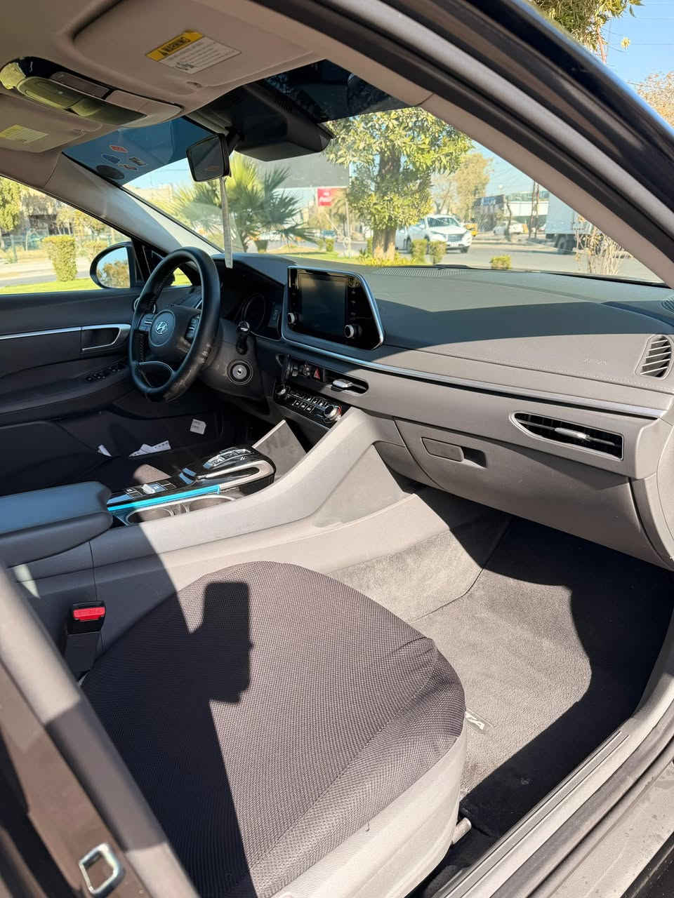 السلام عليكم

سوناتا2020 امريكي

حادثها ربع جاملغ +ربع قبق جنطه

بدون ايرباك البجم كبس

ماشيه 46الف 

المواصفات

رادار

تحكم مقود جهتين

شاشه+كامره

هاند بريك بصمه

كروز مثبت سرعه

حساس اطارات

حساسات خلفيه

خروج عن المسار

مود درايف

Sport☠️

economic🤑

natural🙂

Smart🤖

مكينه2500المرغوب

كيرatf8سرعات

قياده ذاتيه

سستم 8سماعات +دمام بل دشبول

اوتو هولد

ويل كب كروم

الجنطه بصمه

لد نهاري امامي

لايت3عدسات كل جه

لد خلفي

الداخل اوف وايت واسود

الون اسود ملكي

السياره استخدام شخصي مامتعوبه

عليها تخم تاير وبطاريه جديده صدر خلفي كامل جديد

عليها ادامه منضومه بانزين كامله

كير مكينه كهربائيات صدر كله جديد 

يعني السياره تشغل وتطلع مباشر

رقم شمالي بسمي هزه وسنويه ورقم جدد

السياره بيها بعد مواصفات ممذكوره

السعر 162 وبيها مجال 
***********
