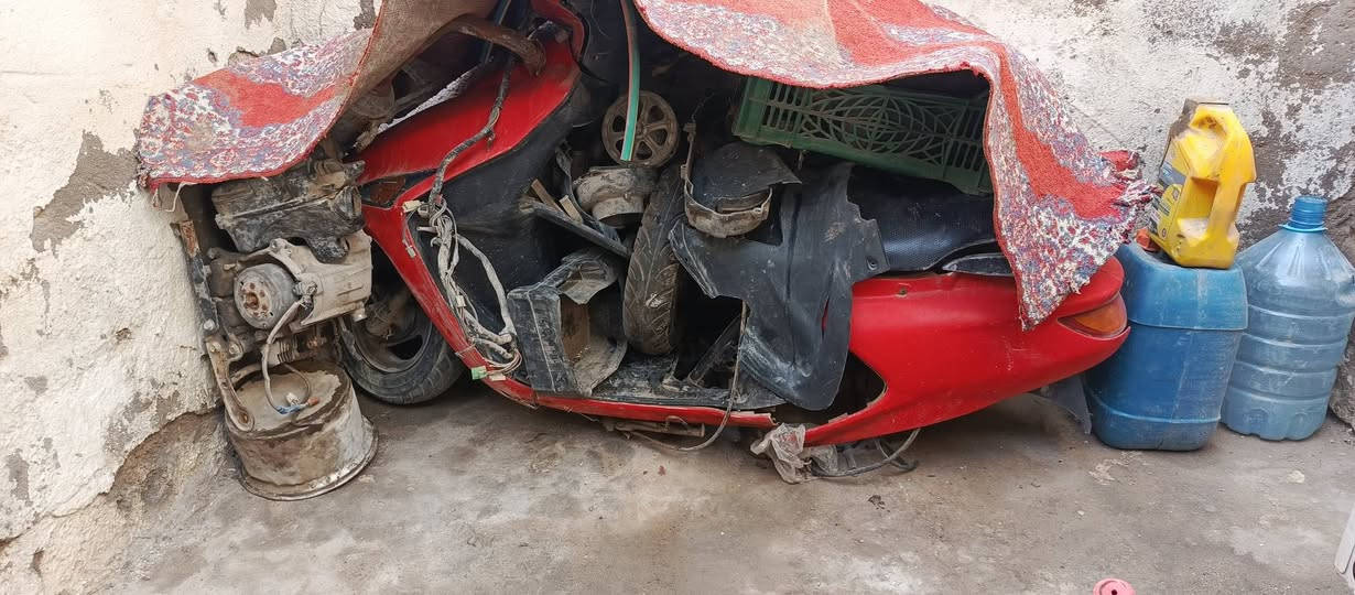 دراجتين فراشة نثية للبيع كفر نضيف ومكينة وحدة منهن مجفتك ابيعهن كومة حديد  التصال واتساب ***********
