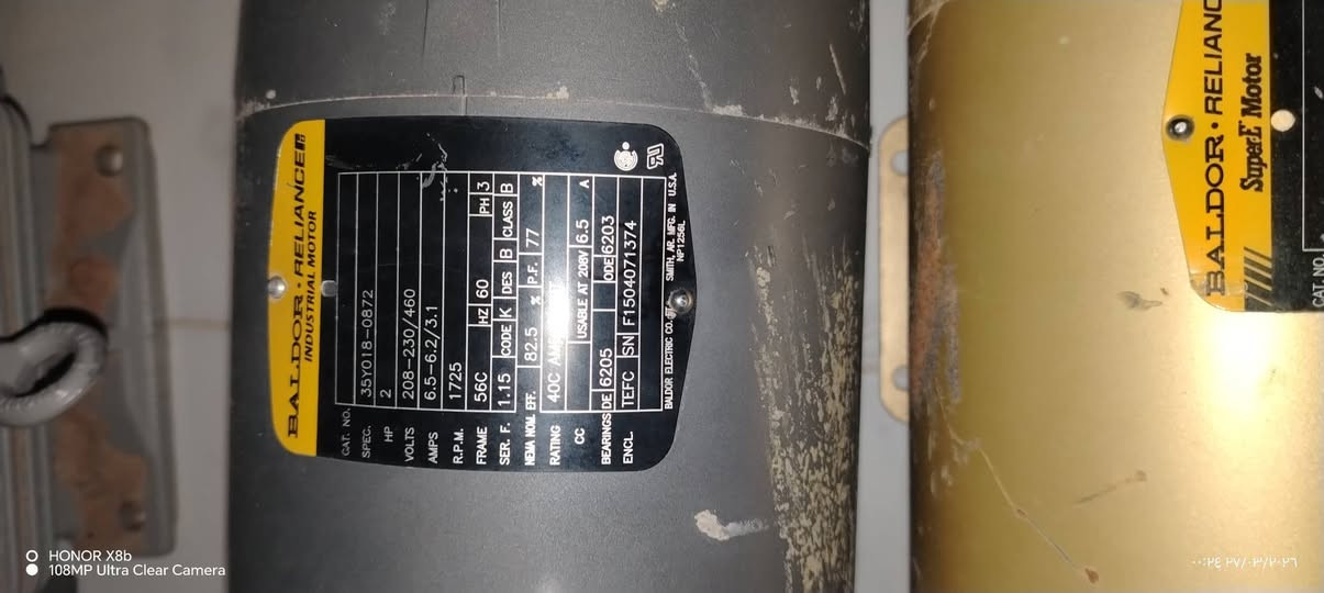 ماطورات للبيع جدد ما مشدودات الرصاصي ٣ حصان برازيلي والأسود والاصفر ٢ حصان امريكيات السعر شلع ٣٥٠ الف


**إذا كنت صاحب هذا الإعلان وتريد حذفه لأي سبب، رجاءا أرسل رسالة إلى الدعم الفني**