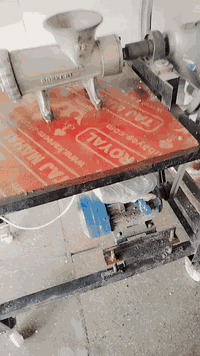 اسلام عليكم مثرامه حجم 32
ماطور 2 حصان للبيع مكان بغداد مدينه الصدر
السعر (١٥٠.) ***********
