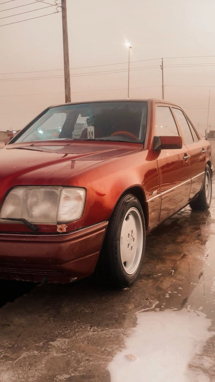 السلام عليكم عدي مارسيدس دب البيع سياره خير من الله محرك عنكبوت كلشي مابيه سياره تبريد شغله تدفه شغله جاهزه ترايك 250وين مايعجبك موديل 93سعر 60 وبيه مجال قليل عنوان البصره الدير رقمي ***********
