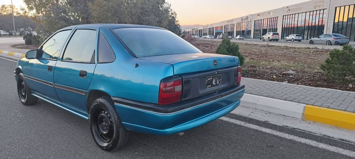 ئۆپل ڤیکترامۆدیل 1992ئاڕمی پلاسیك وسە نە وی ووە کالە ت مە کینە ی20گیڕعادی گیڕومە کینە وکارە بای تە قە وڕە قە ی بە شە رت کامل هە مووگیانی ئیشە کات گە رمی وفلجە ولایت وکارە بای کامل مە زبوت مە کینە وگیڕی بە شە رت تە قە وڕە قە ی تیانیە بە شە رتی فە حس وترای ئاڕموئە وە لیات ومووس وبڕاوە بە شە رت سعری 26گە لاومە عامە لە ***********شوین بازیان گۆڕینە وە ش ئە کە م السليمانية, العراق
