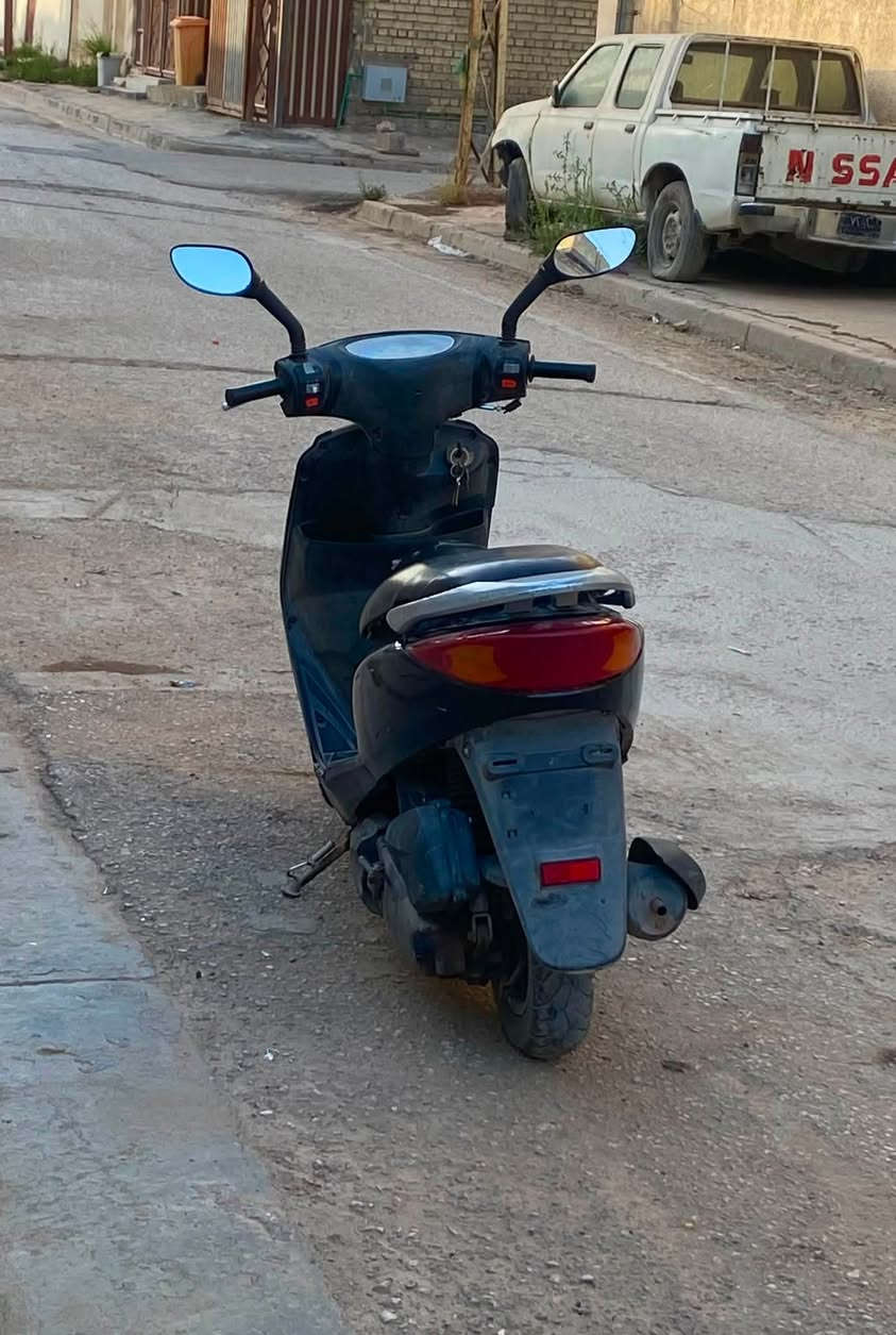 السلام عليكم
للبيع دراجه ياماها بريز لايت جوه
كابريتر بلادي مكينه ممفتوحه 
كلج امامي كلج خلفي مبدلهن جديدات 
الكفرات نظافه ٨٠ ٪؜ 
الدراجه شغاله هندر دكه وحده تشتغل يحتاجلها كتف فقط وتشتغل سلف 
النقوصات ( عدادات السرعه والبانزين واكفه والدبل الامامي مستحق تبديل ) 

مكاني بغداد الدوره 

هاتف / ***********
السعر ٤٠٠ وبيها مجال حك الجيه ❤️
