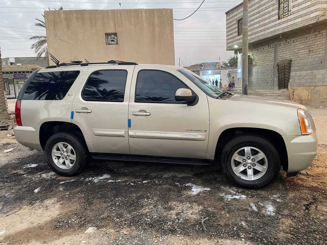 السلام عليكم.
￼ ‏يوكن ￼ادوات دخول جديد ‏

وارد خليجي ￼

 فول مواصفات

 فتحه 

جلد بيجي

 صندوق كهربائي

 كير محرك تدفئة تبريد 

شرط موديل 2008

مكان البصرة السعر (100) وبها مجال ￼

‏رقم الهاتف /***********￼
