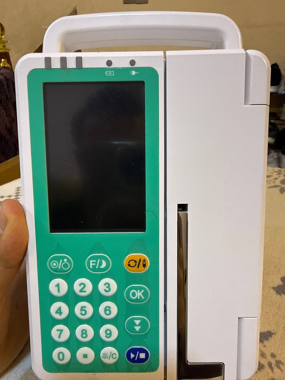 جهاز مضخة الحقن الوريدية (Infusion Pump) موديل IPA112
جديد غير مستخدم عدد اكثر من قطعه 
سعره 450 الف او بي مجال واتساب ***********
