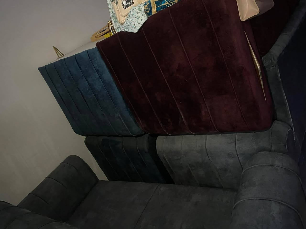 سلام عليكم جلسات ثنائيات
شغل درجه اولى الله شاهد 
عددهم 20قطعه غير مستخدم ابداً 
كلف الشغل 3ملايين ونص 
مكانهم حلة شارع 60 
سعر البيع مليونين و700 بيهم مجال 
للاستفسار اكثر خاص


**إذا كنت صاحب هذا الإعلان وتريد حذفه لأي سبب، رجاءا أرسل رسالة إلى الدعم الفني**