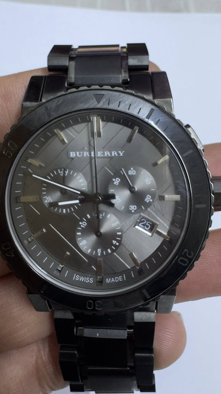 ساعةBurberry سويسري 13 حجر مكينة روندا طوق دوار بيع 110 دولار او مراوس بساعة مينا بيضاء سويسري ، الساعة بدون ملحقات وغير مستعلمة


**إذا كنت صاحب هذا الإعلان وتريد حذفه لأي سبب، رجاءا أرسل رسالة إلى الدعم الفني**
