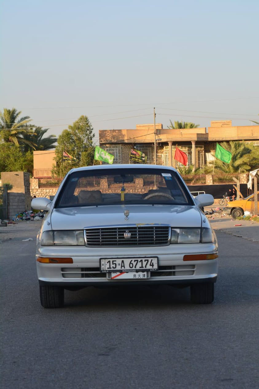 بطه متصل للبيع  سياره  نضيفه سنويه ب اسمي  صارله 6 ايام من جددت سنويه حداديه جديده  هاذا رقمي ***********
