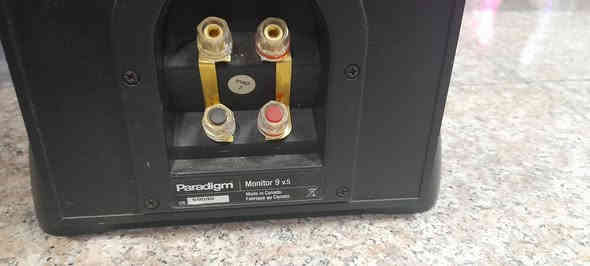 PARADIGM MONITOR 9 V5 
OHM 8      WATT 200
CANDA
العراق / اربيل  ***********
اي تفاصيل عالخاص
