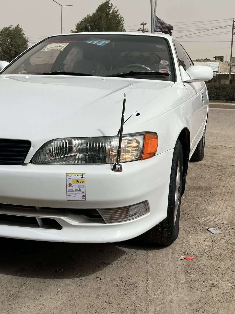 سلام عليكم مارك نفخ مكفوله من الكص ونقل الجثه والضربه القويه. والعيب الشرعي.  سياره جاهزه من كلشي. حداده تخم تاير. مكينه وكير ونجي. سياره حلوه مال جناي. رقم بغداد تحويل ثاني يوم.  
مكاني البصره القرنه 
لاستفسار 
***********
السعر ٥٥ وبيها مجال حك الجيه
