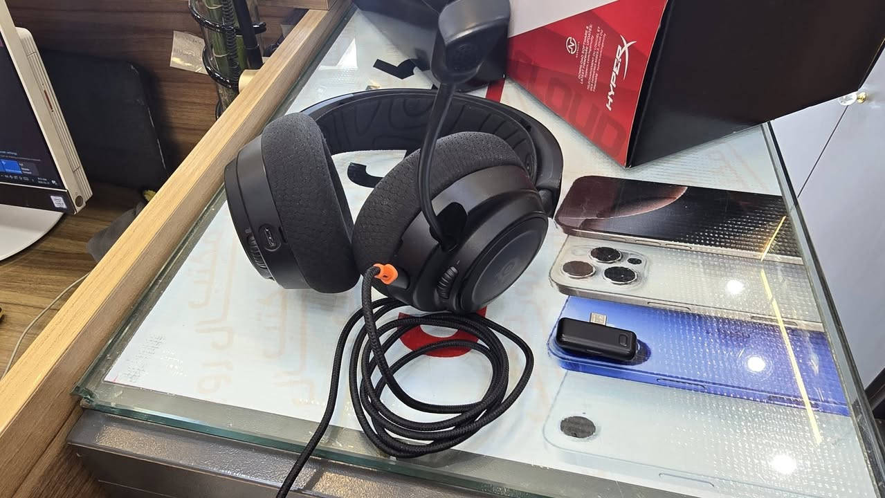 عندي سماعتين للبيع
سماعه هايبر اكس كلاود ٣ 
وسماعه ثانيه ماعرف اسمه شوفوها بصور 
هايبر اكس نظافه 100استعمال قليل 
وسماعه ثانيه كذالك نظافه 100 استعمال قليل 
بس كارتونه مالته ماهيه 
بيع او مراوس بسماعه سوني 
توصيل متوفر


**إذا كنت صاحب هذا الإعلان وتريد حذفه لأي سبب، رجاءا أرسل رسالة إلى الدعم الفني**