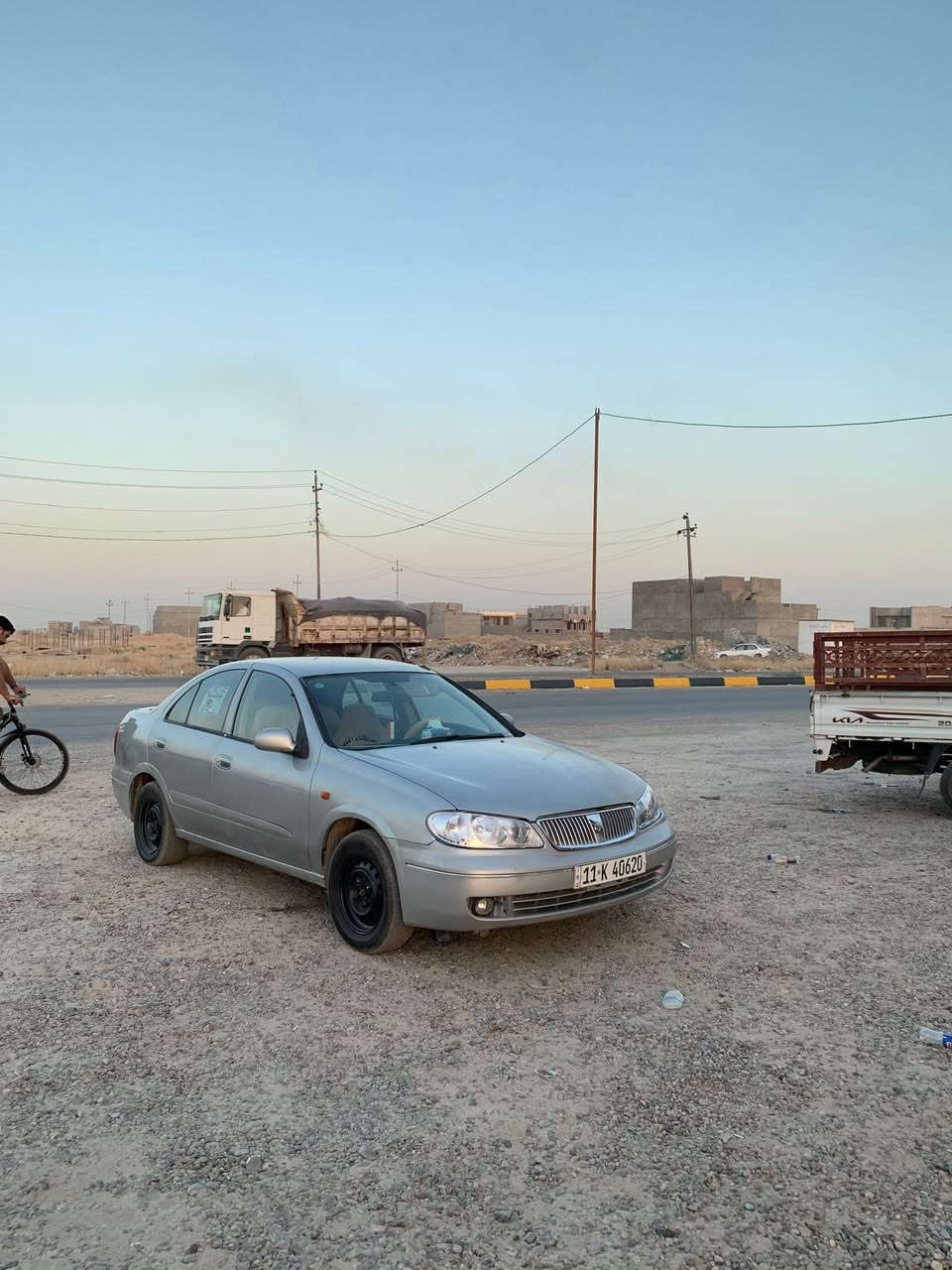 السلام عليكم 

نيسان سني 2004 مرشوشة جمالية
كير محرك مكفولات شرط
منضومة تبريد جديدة ثلج
صدر منفوض نفض عام قبل يومين
كهربائيات كاملة شرط 
منضومة زنون كامل
شرط برغي معايزها ادامة كاملة السيارة
الهزة جديدة ماتتعب كبل تحويل ورقم بغداد دولي

السعر 72 وبيها مجال 
***********
