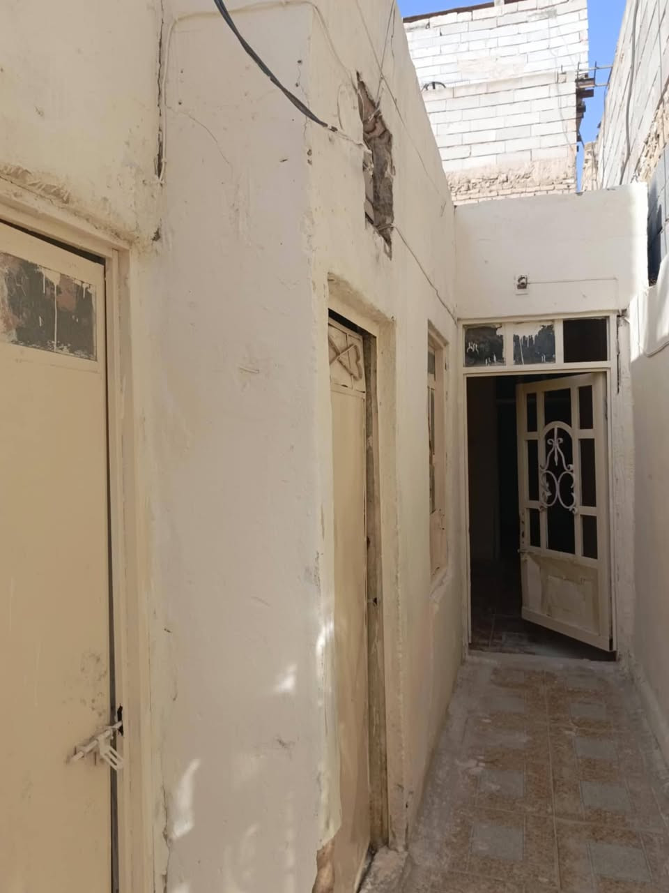 دار للبيع شارع الامام الهادي ماعابر النص
السعر 19مع المجال غرفه وصاله ومطبخ 

‏‪***********‬‏ تصال فقط 

‏‪***********‬‏. وأتساب فقط
