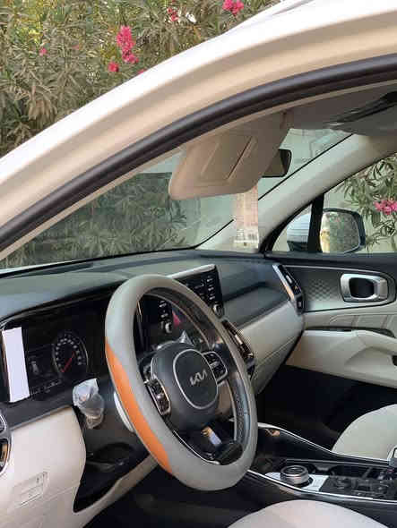 السلام عليكم للبيع  سورنتوا 2023  مكفوله كفاله عامه ماعدا مكانين بارد 
رقم بغداد 
مواصفات 
محرك V6 
بصمة ابواب + بصمة تشغيل + تشغيل عن بعد
كير ماوس + شفتات بالستيرن
لايت زنون 4 عدسات + بروجكتر 
اضاءة الخلفية LED بالكامل + LED نهاري ابيض
ويل كب قياس 19 انش كروم 
هاند بريك بصمة + Auto Hold + مانع انحدار 
مانع انزلاق 
حساسات امامية وخلفية  
الكراسي كهرباء 
جنطة كهرباء  
تحكمات ستيرن + مثبت سرعة 
اشارات مرايا + مري شفط + مري كهرباء 
شاشة + كامرة خلفية دوارة
وضعيات قيادة ( اعتيادي - ذكي - اقتصادي - رياضي  )
3 قطع تبريد  
٧ راكب
ماشيه65 الف حقيقي 
للاستفسار الاتصال ع الرقم. ***********
السعر$ 292 وبيه مجال
