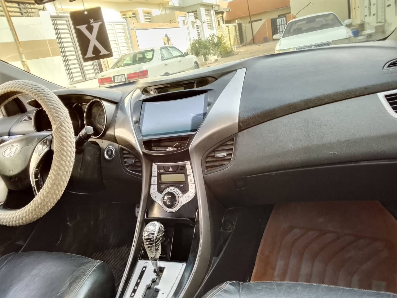 لسلام عليكم للبيع موديل 12 فول واحد عله واحد لسعر 80 اتصل وبيك خير ودلل مامتواجد عله لنت *********** عنواني نجف خان لربع
