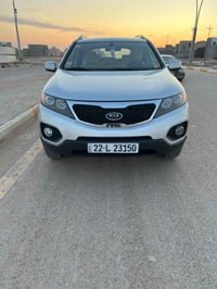 سورنتو 2013 خليجي 7راكب محرك4 سلندر  سياره حديده مال جناي جاهزه الف مذ...