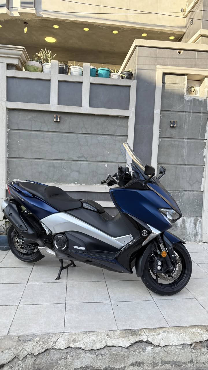 سلام عليكم شباب 
تي ماكس ٢٠١٩DX
وارد يابان
ماشيه ٣٨ الف دراجة رنبه
فول مواصفات جامة تصعد وتنزل 
تدفة يدات وكشن كروس سرعة
دراجة مكفوله من شخط عله صور مزاد 
مكاني بعداد ***********
