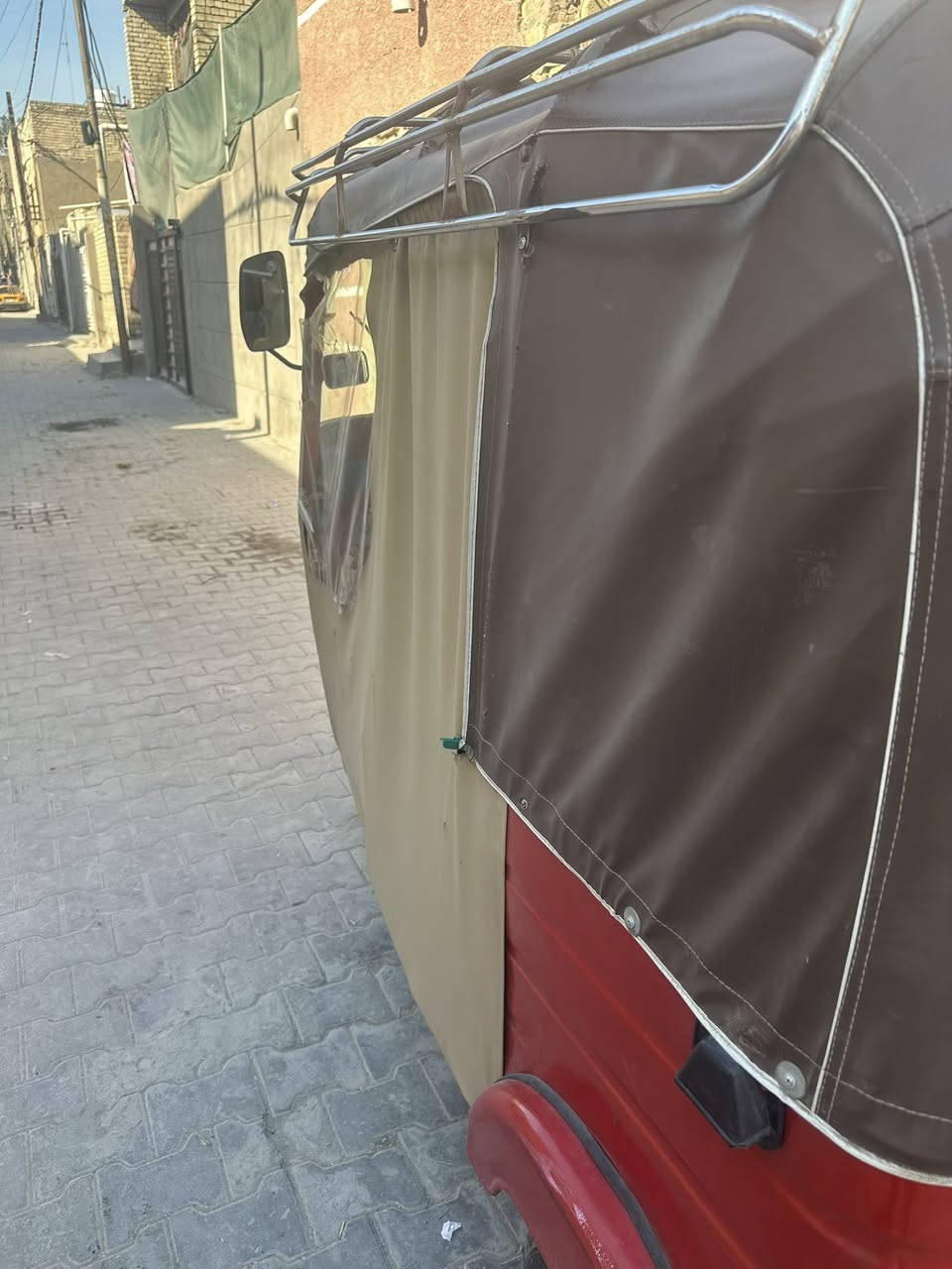 سلام عليكم تكتك للبيع مديل 2018 بسمي سنويه ورقم تحويل مباشر سعرها (5250) مكينه مال عشرين كبل للشغل مكان بغداد مدينه الصدر ***********
