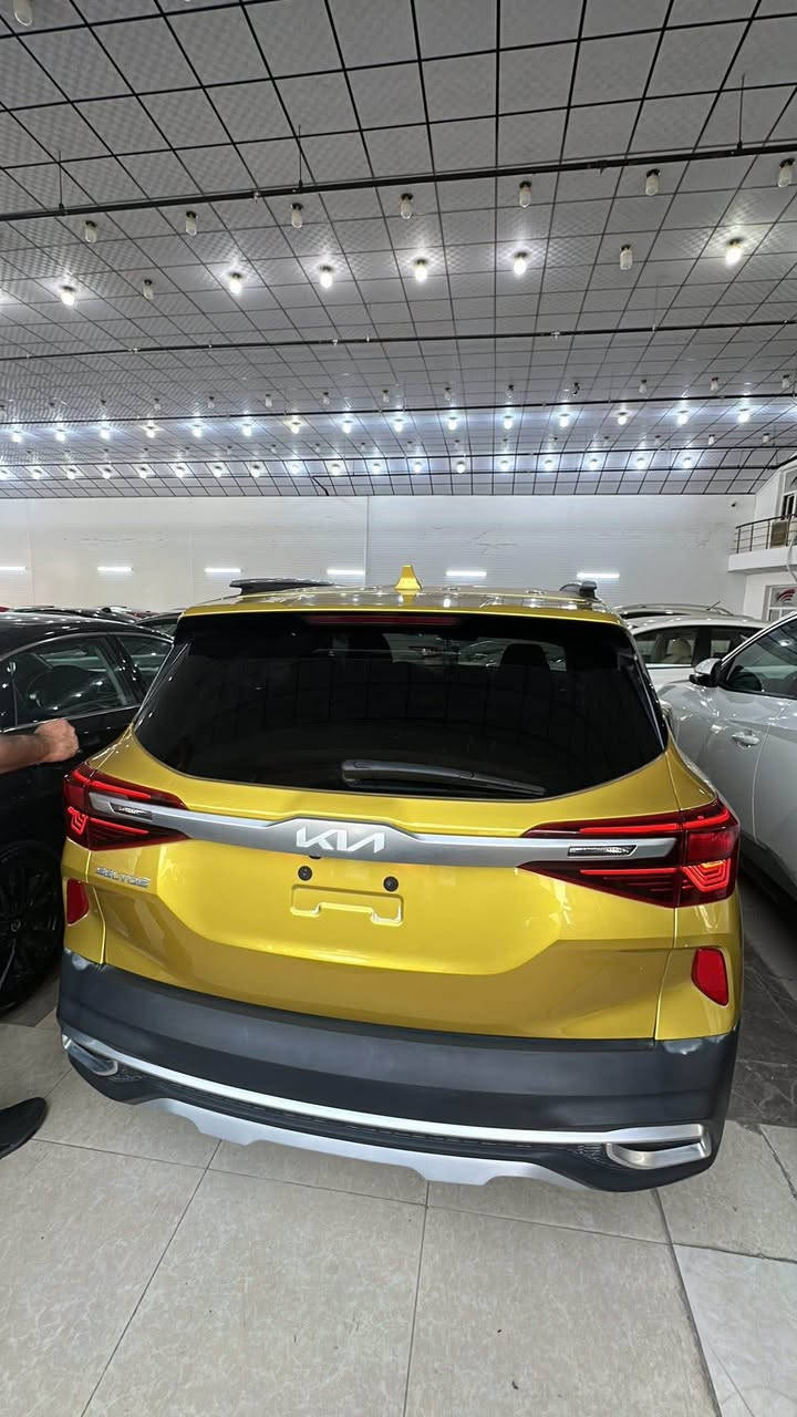 سيلتوس  2022 مواصفات ال  بلس SX
لون مميز اصفر ليموني
ماشية 70 km
محركك 1.6T
رقم اربيل تحويل ثاني يوم 
مواصفات السيارة 
شاشة جبيرة 
عداد الكتروني جبير 
داتا شو اماميه
كير DCT الي يجي دبل كلج
السيارة AWD و تكدر تسويها دفع امامي 
كشنات اماميه تبريد وتدفئه  
كشنات خلفيه تدفئه ايضاً 
ستيرن هيتر 
نظام نزول منحدرات 
هاند بريك بصمه 
اوتو هولد
نظام تحذير خروج من المسار
قيادة الية +مثبت سرعة
رادار عدم تصادم امامي 
رادار عدم تصادم خلفي 
رادار جانبي ايضاً
جام اوتو مع تعتيم ذاتي
نظام القيادة 
.اعتيادي
.سمارت
.سبورت
انارة داخلية من الوكالة مع السماعات
فتحة سقف 
سماعات BOSE
تبريد قطعتين 
مساحة صندوق كبيرة 
شاحن لاسلكي 
اناره داخليه لد لمس
وبعد اكو مواصفات ممذكوره
.
 حادثها خشم البنيد بارد فقط 
بدون قطره صبغ ايرباك كله سليم
فقط دعامية صبغ

. بغداد, العراق


**إذا كنت صاحب هذا الإعلان وتريد حذفه لأي سبب، رجاءا أرسل رسالة إلى الدعم الفني**