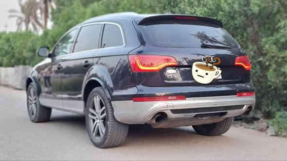 سلام عليكم Q7 موديل 2012 بغداد انگليري 
محرك وصدر جدد بيهه قطع صبغ فقط بدون معجون كهربائيات كلهه شغاله وحلوه  مكانهه بغداد بيع او مراوس بصالون  وارد امريكي السياره حادثهه سرقه بنيد وجاملغات ثنين ***********
١٣٥ $
