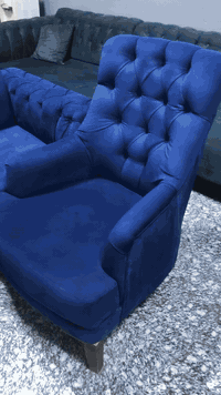 تخم باله تركي ١١ مقعد 
السعر بي عرض مليون وميه 
***********
