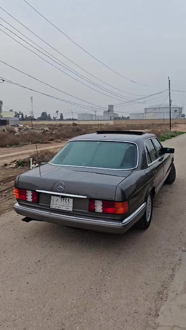 السلام عليكم ورحمة الله وبركاته اخوتي 
للبيع w126
موديل ٩٠ اصل
لغود الشاصي بلاد ممصلح
الطوس الخلفية بلاد ممصلحة
بيها طخة بالخلف خفيفة
٣ قطع صبغ 
غرفة جديدة
مكينة جديدة
تخم تاير جديد
منظومة بنزين مدامة بالكامل
منظومة تبريد فول كمبريسر شبح ٢٠
بردة كهرباء شغالة
سلايد روف شغال
السيارة مال جناي وتفاصيلها ونصبتها حلوة كلش
مكانها ديالى بعقوبة 
رقم الهاتف /  ***********
السعر ١٢٥
