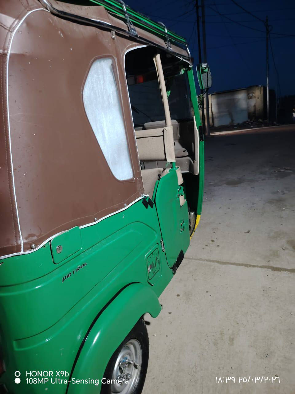 اسلام عليكم تكتك للبيع موديل 2022 رقم كربلاء كفاله بس ماعده الدواسات معمره مكاني بابل الحمزه الغربي رقمي ***********
