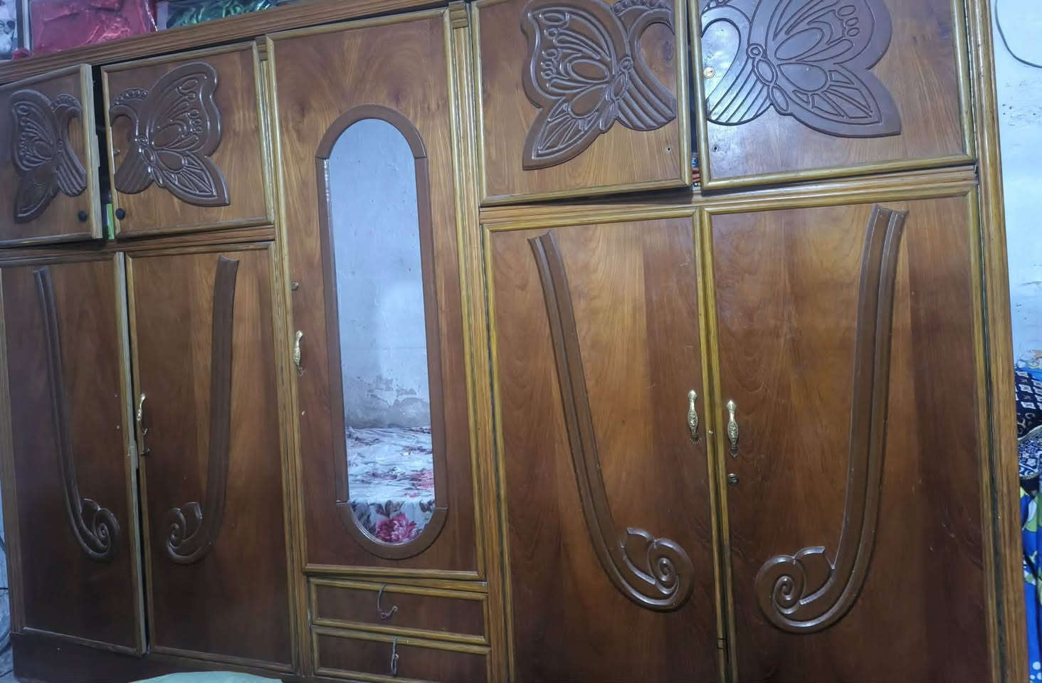 السلام عليكم غرفة نوم مستعملة للبيع السعر 400الف جسرديالى القديم ..


**إذا كنت صاحب هذا الإعلان وتريد حذفه لأي سبب، رجاءا أرسل رسالة إلى الدعم الفني**