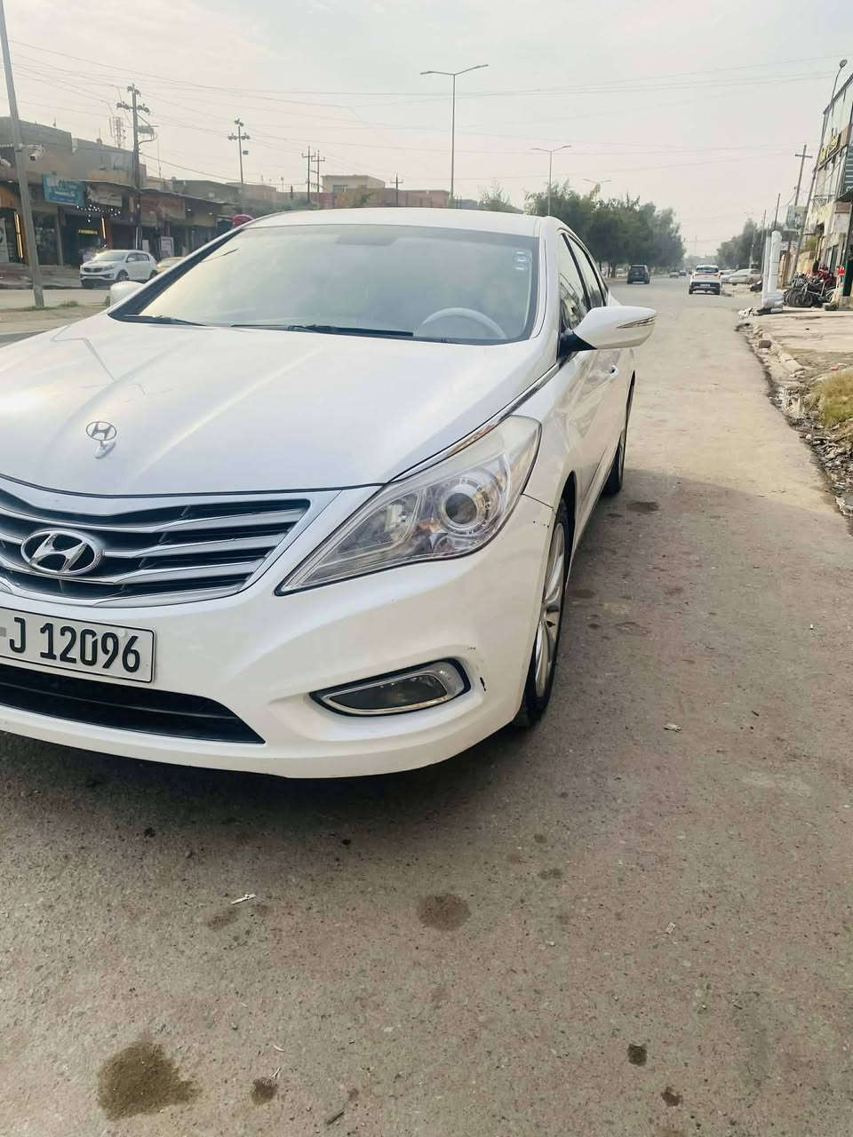 ازيره 🚗
موديل 2015👋
رقم دهوك 🙋‍♂️
كاربون بانزين ⛽
شرط التحويل والوكاله  👋
هزه جديده👋
محرك وكير شرط 👋
فول مواصفات فقط بدون بصمه وفتحه 👋
تدفئة وتبريد شرط 👋
طخم تايرات جديد👋
ضررها جاملخ الايمن بخ بدون معجون ودواخل👋

#السعر-130$💸 وبيها مجال 
 العنوان.#مكتب_ريسان_لبيع_وشراء_السيارات (#موصل_الجانب_الايمن_حي17تموز_سايدين_الاقتصادين_مقابل_قطاع_الربيع) 
#اوقات_العمل⏲️ موجودين بالمكتب من ساعه10صباحاً الى الساعه 9مساءً 
ملاحظه يرجى الاتصال من الساعه العاشره  صباحاً الى الساعه العاشره مساءً 
للاتصال
📱***********
📱***********
#مكتب_ريسان
