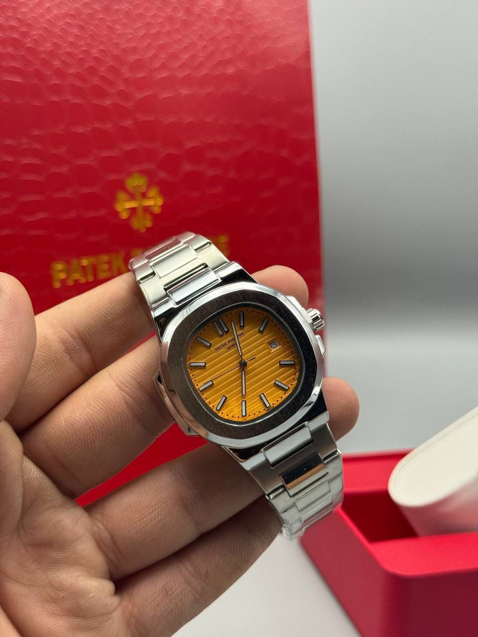 ساعات ماسترات مع البكج الخاص بيها


**إذا كنت صاحب هذا الإعلان وتريد حذفه لأي سبب، رجاءا أرسل رسالة إلى الدعم الفني**