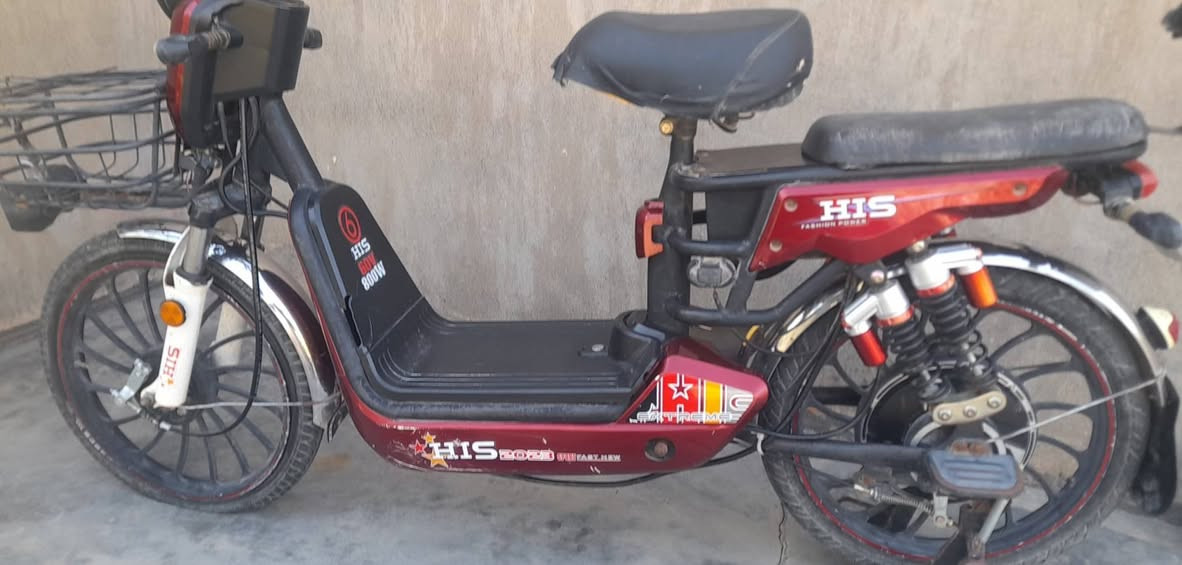 سلام عليكم موطور شحن 2023. نضيف ناقصا باتريات و شاحنه و سويج ماب بي انطي حك شاحنه و سويجات ⭐

للمراوسس
بموطور بانزين برته


**إذا كنت صاحب هذا الإعلان وتريد حذفه لأي سبب، رجاءا أرسل رسالة إلى الدعم الفني**