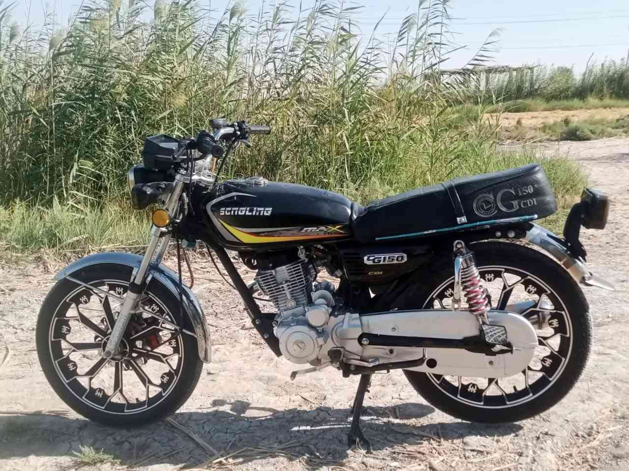 السلام عليكم دراجه سيفان موديل 2024 للبيع محرك كفاله وشلعه تخبل بيه بس الويل الاماي بي
عواج السعر 550وبيه مجال لطبين الشاري يجي خاص او الاتصال على الرقم ***********
