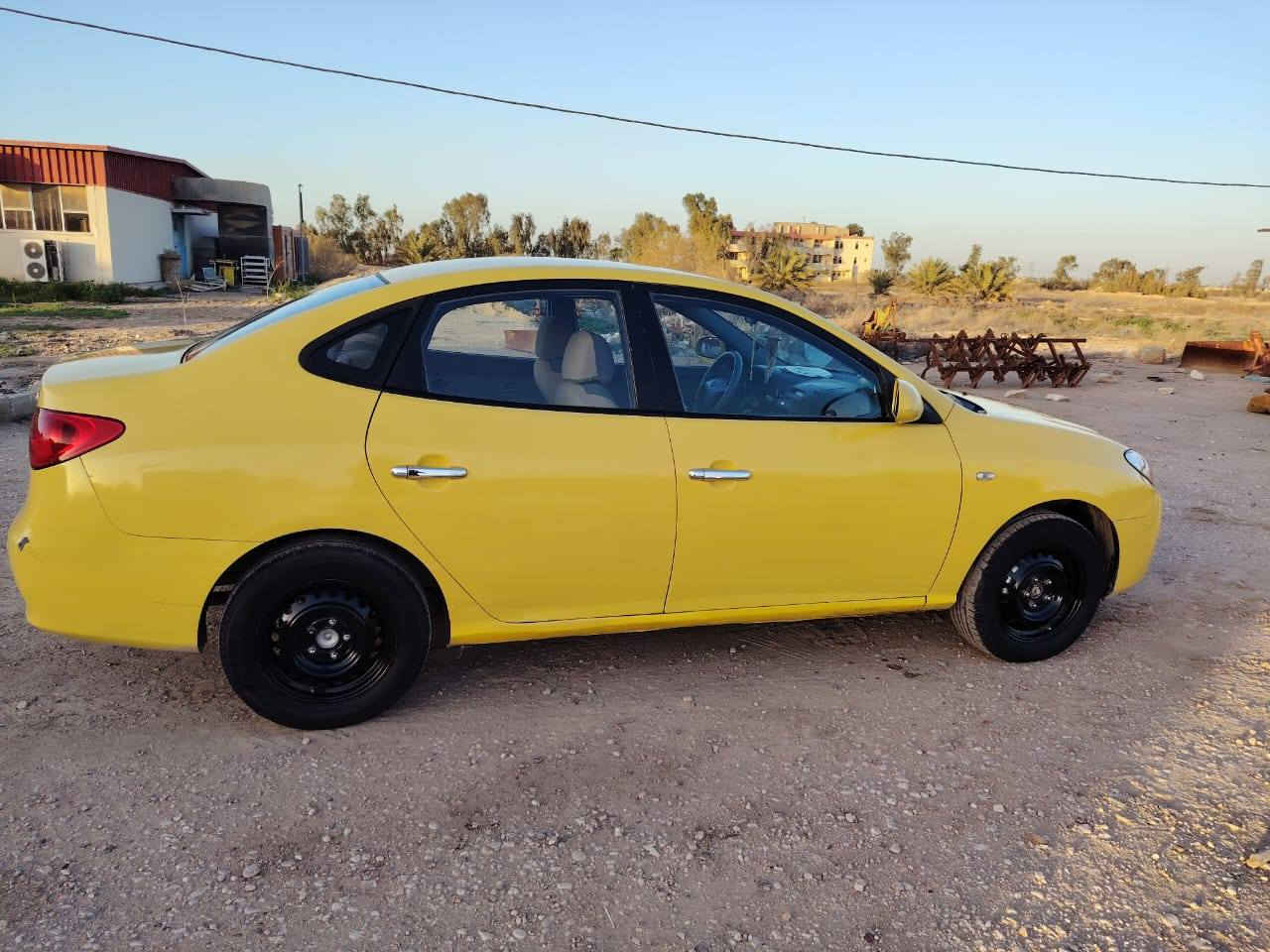 السلام عليكم ورحمة الله وبركاته أدوات أدوات النترا
موديل 2010
رقم بغداد
كصه جنطه السياره جديده
تبريد شغال
رقم انكليزي
مكان السياره نجف
سعر 45ورقه وبيه مجال قليل حك الجيه
ول موشراي لاتكسر ابحلال العالم
بيع او مراوس
رقم صاحب السياره  ***********
