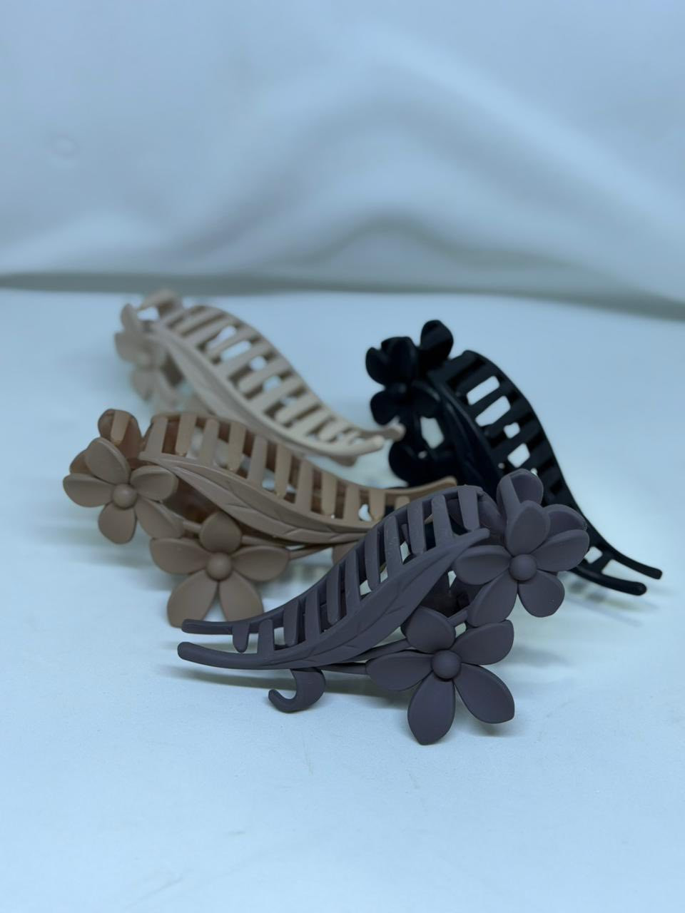 لمسة فن 👑 📣📣

يوجد خدمه توصيل لكافة المحافظات 🌹

العنوان🏢

بابل الحلة شارع 30 مقابل عيادة د. مثنى البديري 

لمزيد من المعلومات الاتصال على الرقم التالي
📞 ***********
