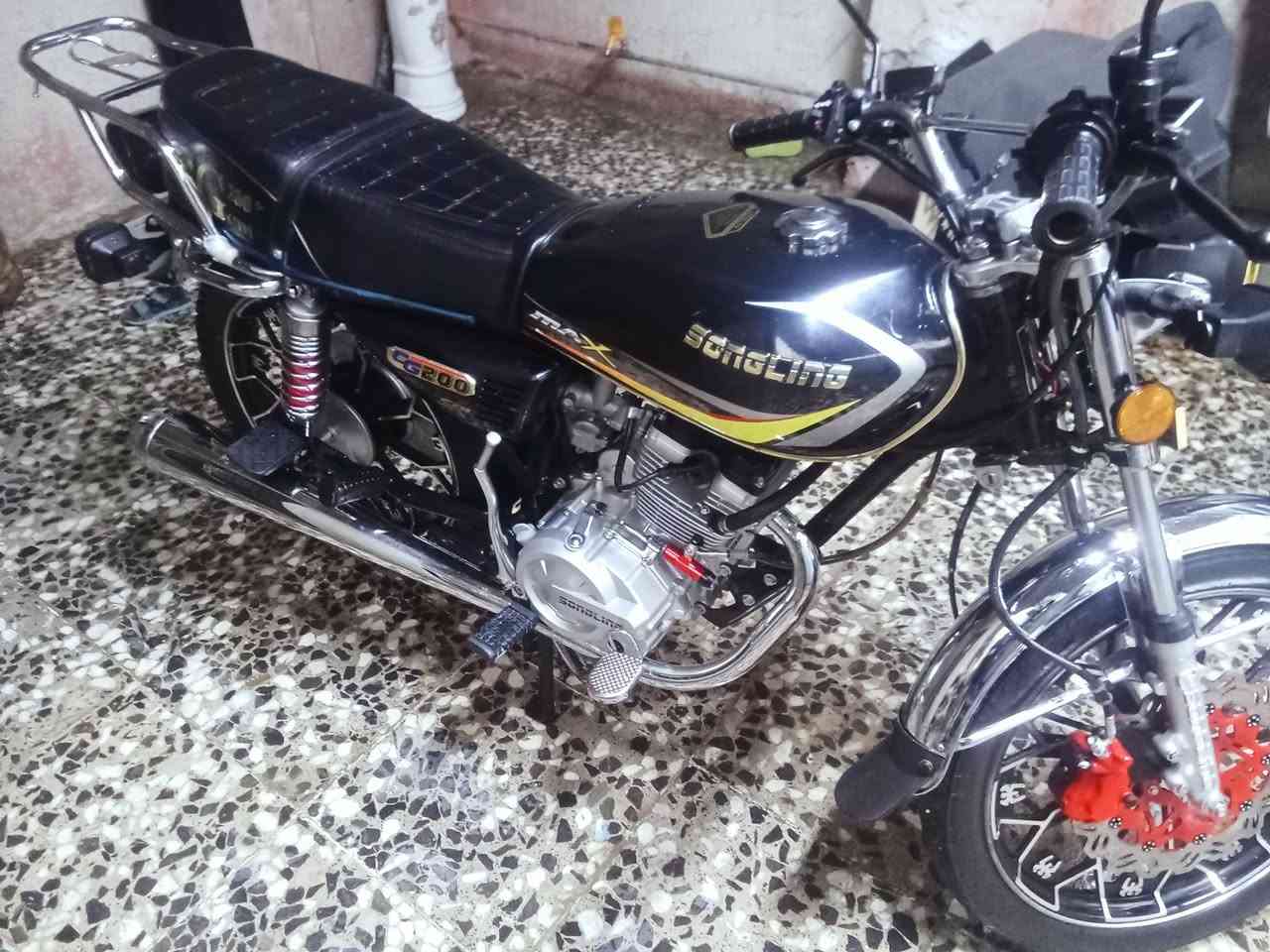 سلام عليكم عيني درجه ساينك خمسه كير موديل 2025 البيع 800وبيه
مجال عنواني بغداد ام الكبر والغزلان ***********
